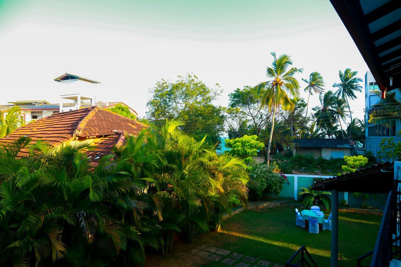 Anila Beach Inn แทนกาลเล ภายนอก รูปภาพ